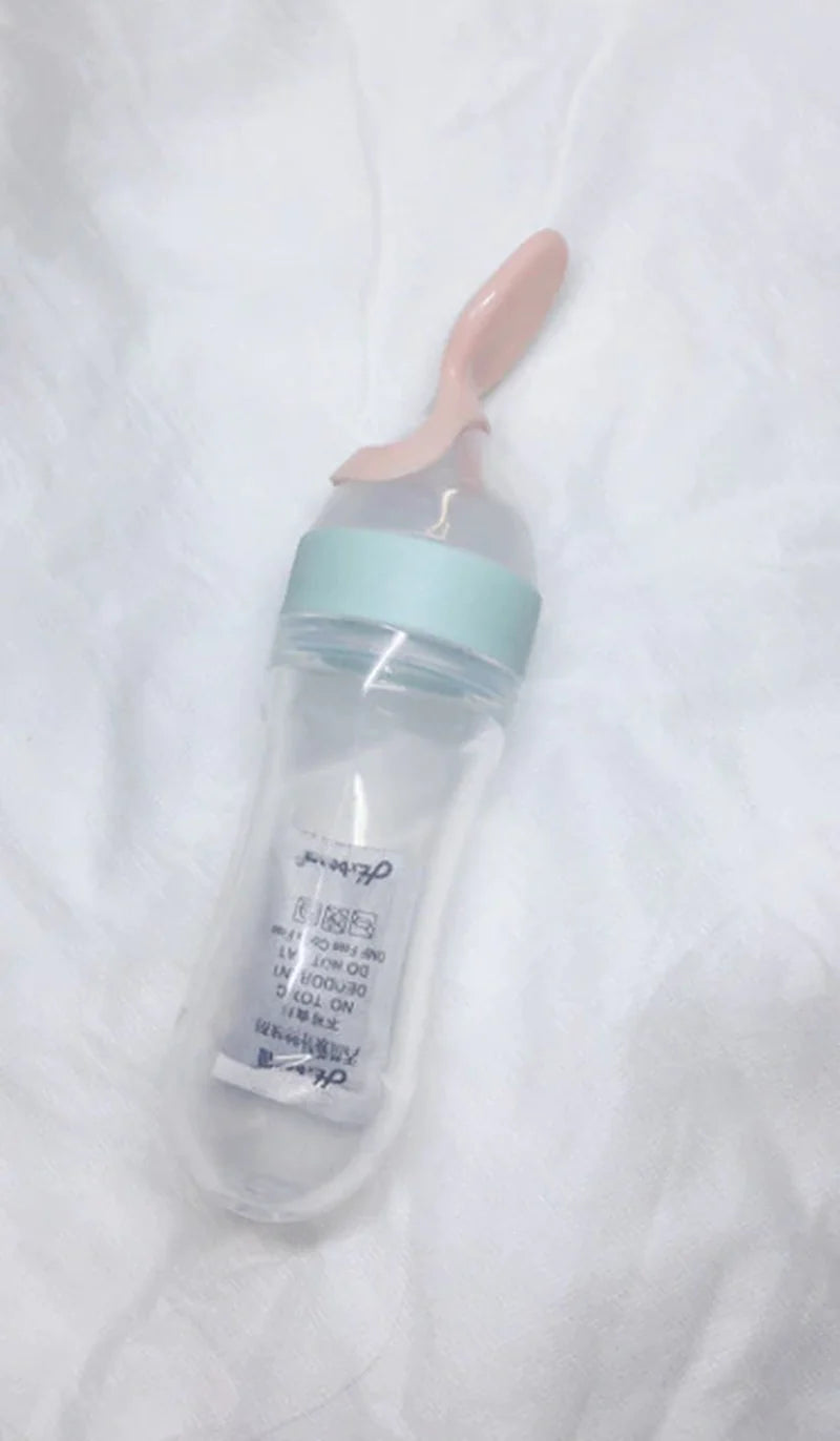 Squeezing Feeding Bottle Silicone Newborn Baby Training Rice Spoon Infant Cereal Food Supplement Feeder Safe Tableware Tools
